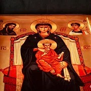 На память: Икона "Богоматерь на престоле" — фотография 6