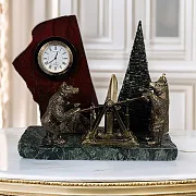 Сувенирные настольные часы «Медведи» из змеевика и яшмы — оригинальный подарок — фотография 1