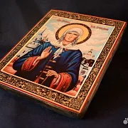 На память: Икона с ковчегом "Святая Ксения Петербургская" — фотография 3