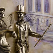 В подарок: Картина «Вечерняя прогулка. Ессентуки» на ониксе с подсветкой — фотография 4