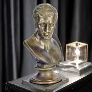 На память: Бронзовый бюст «Наполеон» — фотография 1