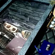 Нарды под стеклом «BMW» — оригинальный подарок — фотография 1